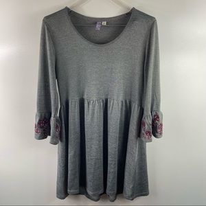 Alya Gray Floral Dress Size Large